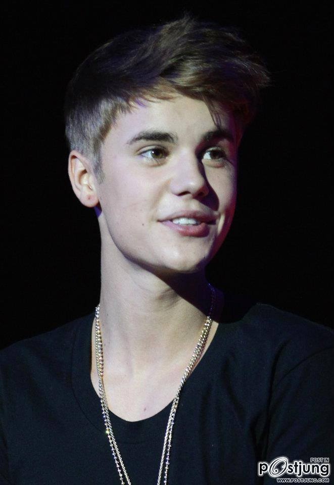 Justin Bieber performing in Milan, Italy (June 2, 2012)