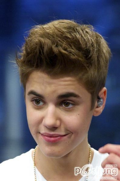 Justin bieber ที่รายการ El Hormiguero ของสเปนค่า :