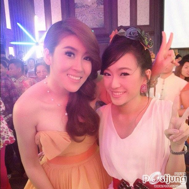 เชียร์ ...น่ารักอ่ะ ^_^