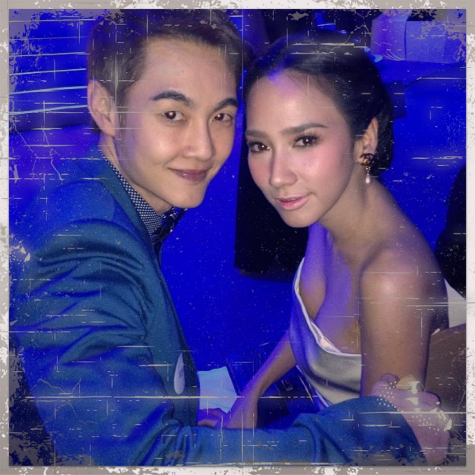 สวยสง่างาม"อั้ม พัชราภา"นำทัพดาราเปิดตัวซัมซุงกาแล็คซี่3 !!