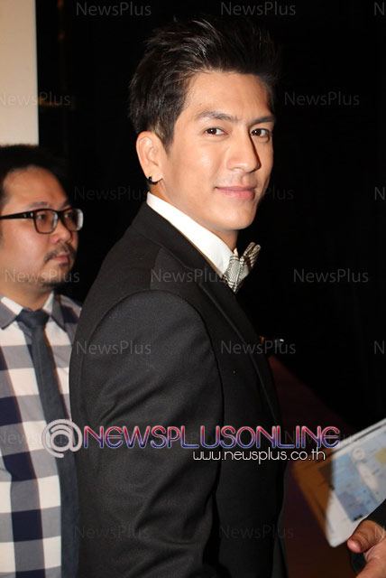 สวยสง่างาม"อั้ม พัชราภา"นำทัพดาราเปิดตัวซัมซุงกาแล็คซี่3 !!