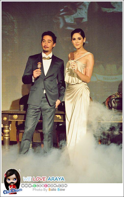 ชมพู่ อารยา ในงานเปิดตัวพรีเซ็นเตอร์คนแรกของไอศกรีมแม็กนั่ม