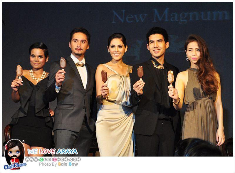 ชมพู่ อารยา ในงานเปิดตัวพรีเซ็นเตอร์คนแรกของไอศกรีมแม็กนั่ม
