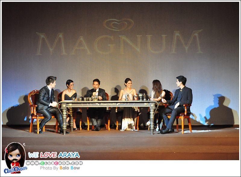 ชมพู่ อารยา ในงานเปิดตัวพรีเซ็นเตอร์คนแรกของไอศกรีมแม็กนั่ม