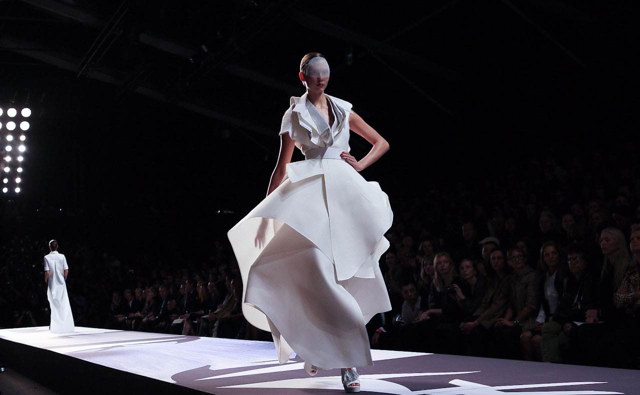 VIKTOR & ROLF SPRING/SUMMER 2011