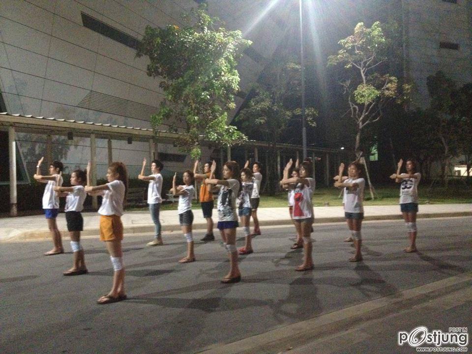 ซ้อมๆกันหน่อยสาวๆ^^