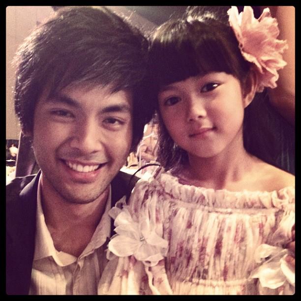 คุณหมอสุดหล่อจากหนุ่มบ้านไร่กับหวานใจไฮโซ