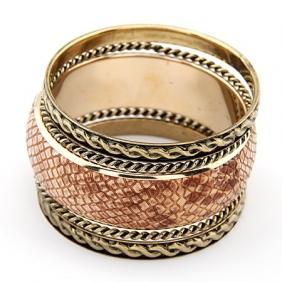 แฟชั่น ต้อนรับ ลายหนังงู สุดเริ่ด เลื้อยครองรันเวย์ 2013