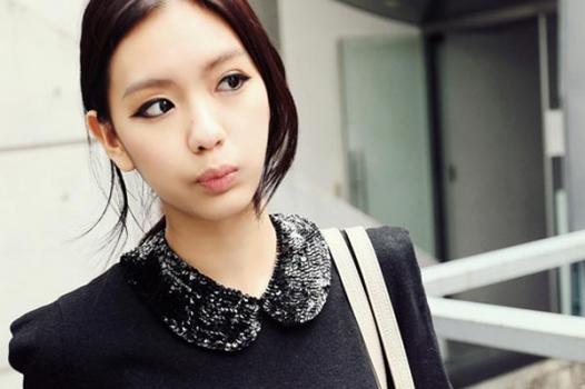 แฟชั่น ต้อนรับ ลายหนังงู สุดเริ่ด เลื้อยครองรันเวย์ 2013