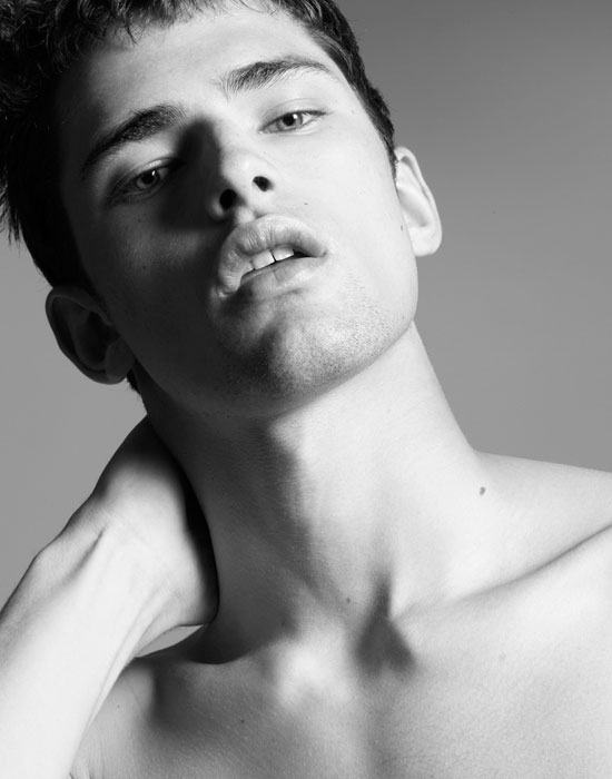 นายแบบอันดับ 1 ของโลก(ปัจจุบัน) Sean Opry