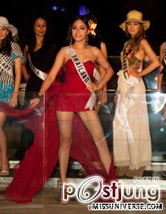 ชปุ๊คลุ๊กตอนประกวดmiss universe 2010 นางเริส และ เด่น มากกก