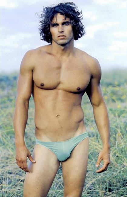 คนรักหนุ่มเซ็กซี่ 143 - Charlz Chalmers