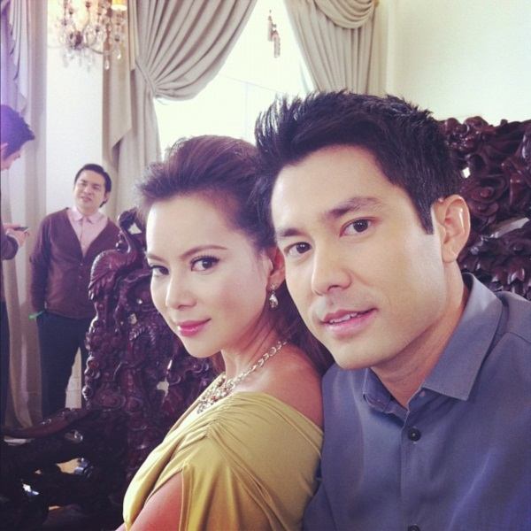 เบื้องหลังกองละคร กี่เพ้า