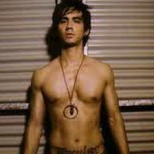 แอนดรูว์  น่าเขมือบ น๊อ