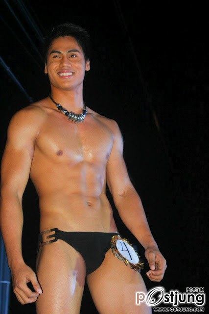 โอ้ววแซ่บ