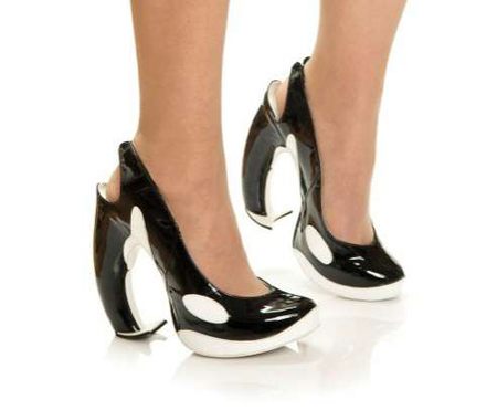 แฟชั่น รองเท้าส้นสูง ไอเดียแปลกที่สาว ๆ อาจชอบ