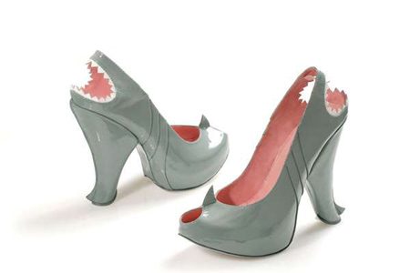 แฟชั่น รองเท้าส้นสูง ไอเดียแปลกที่สาว ๆ อาจชอบ