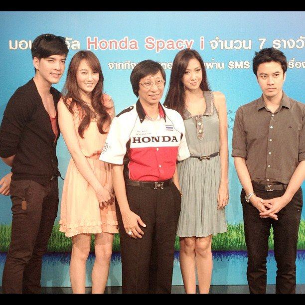 ยุ้ย จีรนันท์ Instagram update!!!