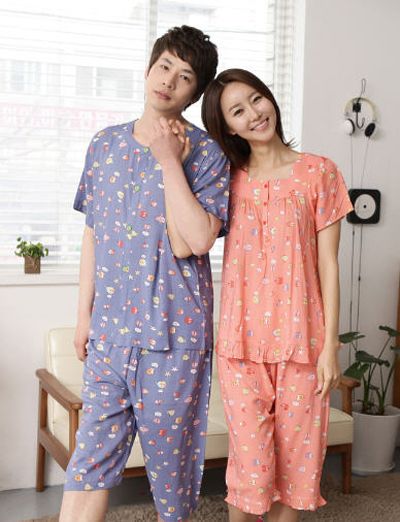 แฟชั่น ชุดนอนคู่รัก ช่วยเพิ่มความหวาน สำหรับคนอินเลิฟ