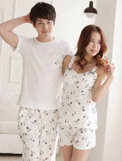 แฟชั่น ชุดนอนคู่รัก ช่วยเพิ่มความหวาน สำหรับคนอินเลิฟ
