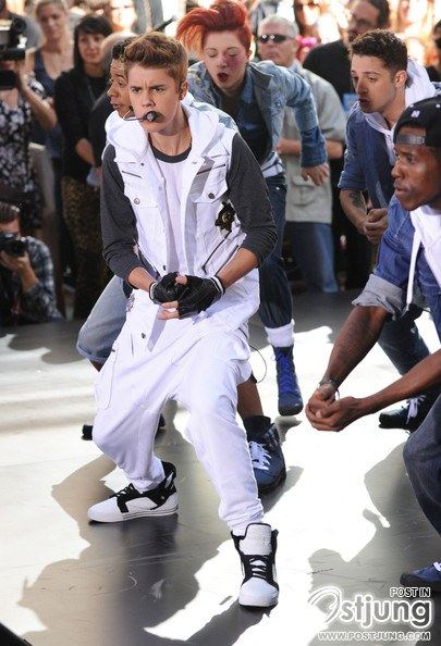 Justin Bieber Performs On NBC's "Today"