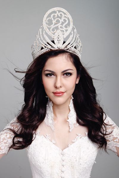 Miss Malasia Universe 2012