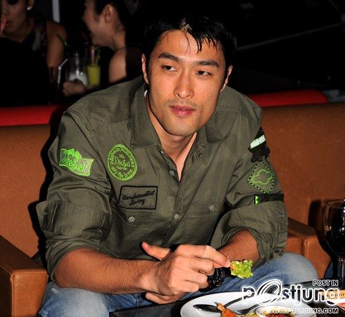 จอนนี่ เหงี่ยน