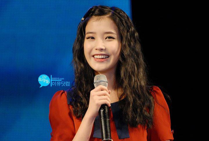 IU ผู้หญิงอะไรน่ารักที่สุด>.<