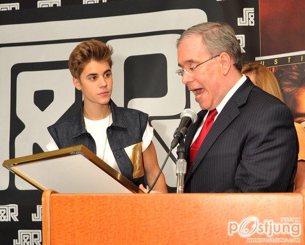 Singer Justin Bieber attends an autograph signing and fan meet and greet at J&R Music and Computer W