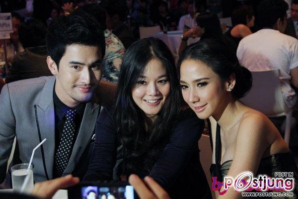 สวยชนะเลิศ คว้า2รางวัล ขวัญใจมหาชน&นักเเสดงนำหญิงสาขาภาพยนต์ @SIAMDARA STARS AWARDS 2012!