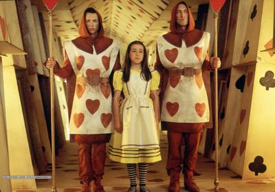 Alice In Wonderland นิทาน ที่คิดถึง