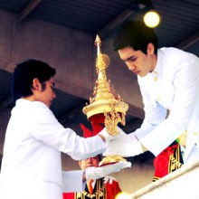 แกงส้ม ผู้แทนอัญเชิญพระมหามงกุฎและฉัตรปริวาร @ KMITL