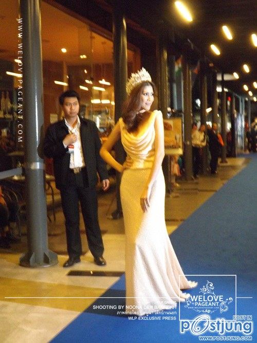 น้องกิฟท์ นางสาวไทย ร่วมงานสยามดาราสตาร์อวร์อด 2012