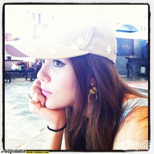 ผู้หญิงคนนี้มองมุมไหนก็สวย