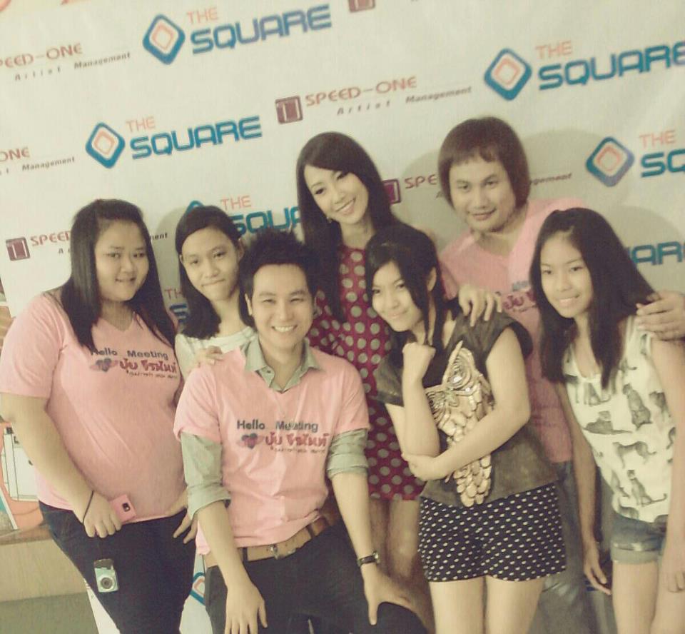 ยุ้ย จีรนันท์พาแฟนคลับไปกินข้าว จัดmeetingแบบน่ารักมากก