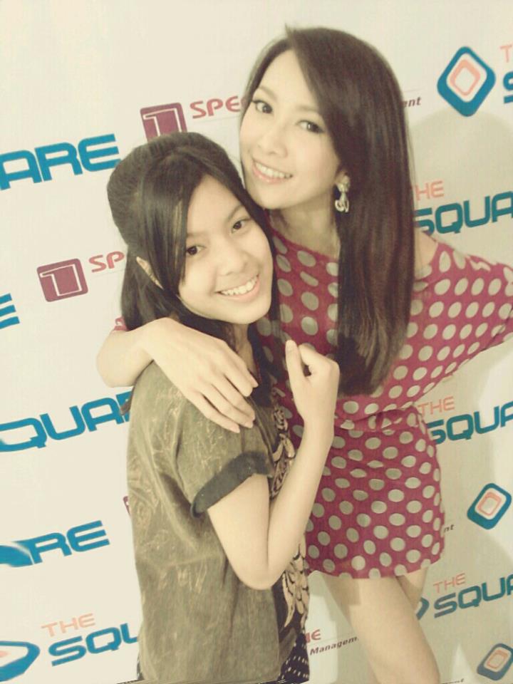 ยุ้ย จีรนันท์พาแฟนคลับไปกินข้าว จัดmeetingแบบน่ารักมากก