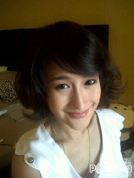 พลอย เสียงเล็กๆ