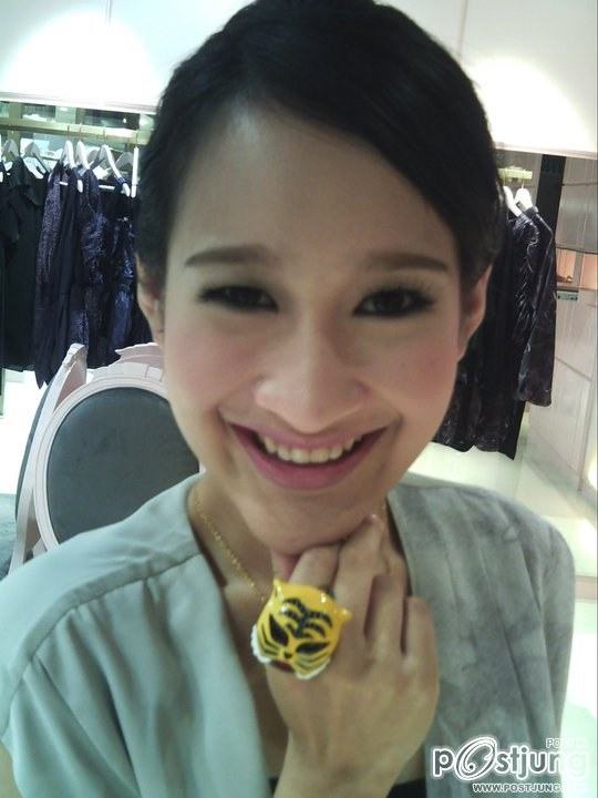 พลอย เสียงเล็กๆ