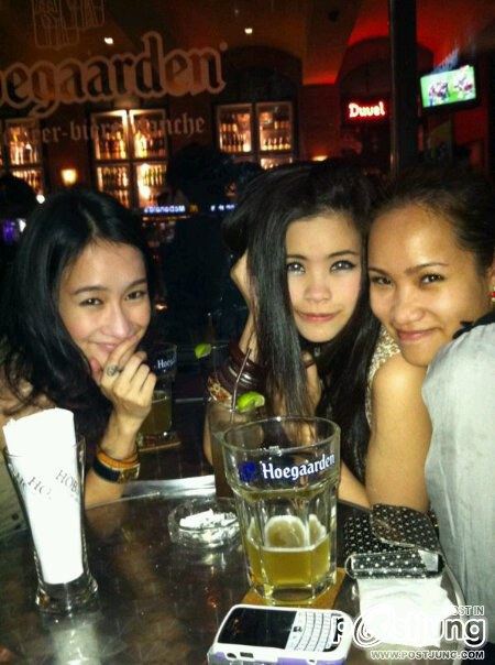 พลอย เสียงเล็กๆ