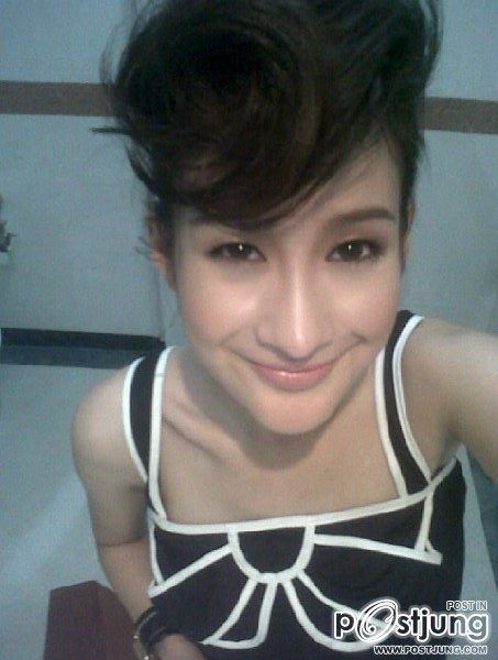 พลอย เสียงเล็กๆ