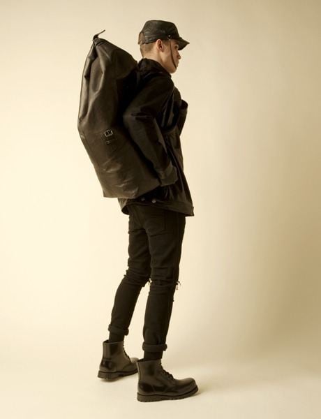 ASGER JUEL LARSEN FALL 2011– LOOKBOOK