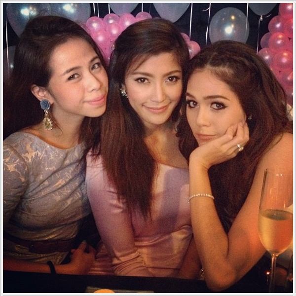 ปาร์ตี้วันเกิดแบบอบอุ่น ของ ชมพู่ อารยา