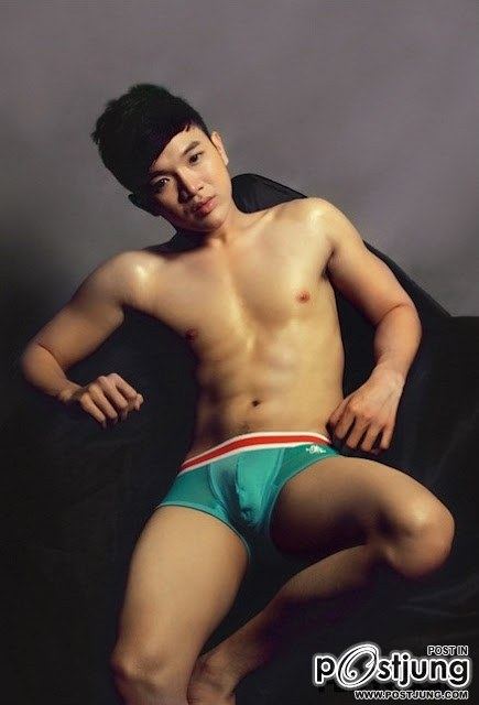 หนุ่มๆชุ่มปอด