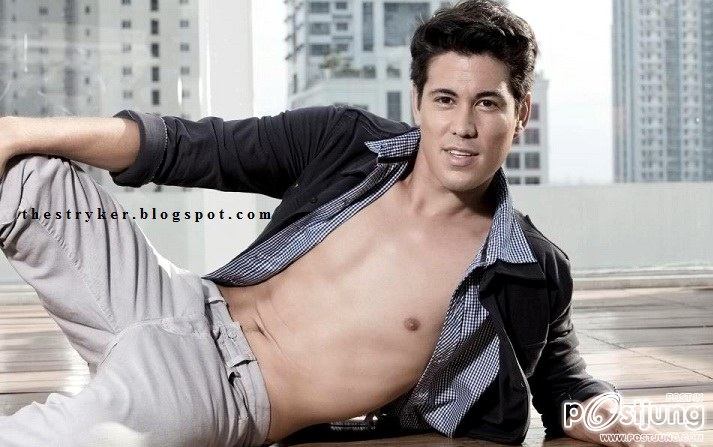 หนุ่มๆชุ่มปอด