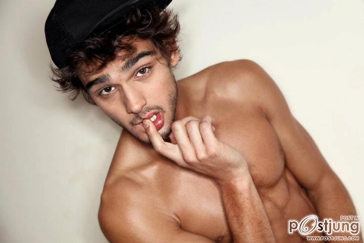 หนุ่มๆชุ่มปอด