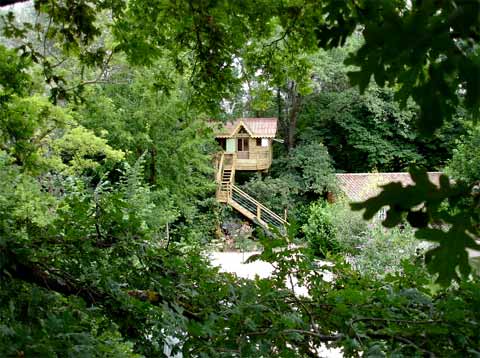 คนรักบ้านต้นไม้ 03 - The Green Pavilion: A B&B Treehouse