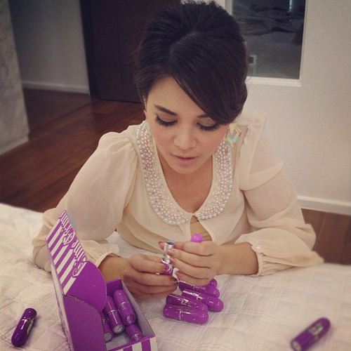 Lime crime lipsticks ลิปสติกสีเจิดสุดฮิต ของสาวฮอต