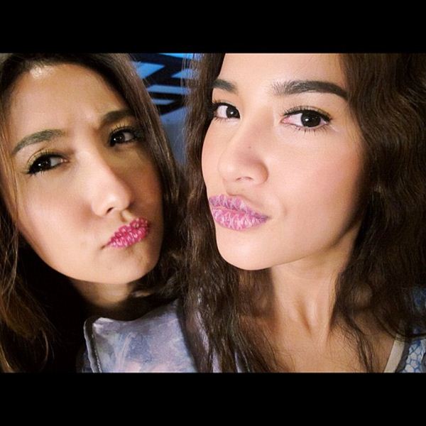 ดารามาแปลก! Party Lip Tattoo เพนท์ปาก เก๋ๆ