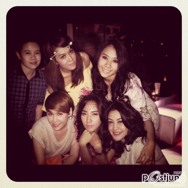 '' ใครจะทำไม ''