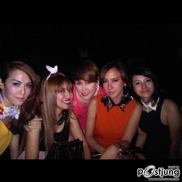 '' ใครจะทำไม ''